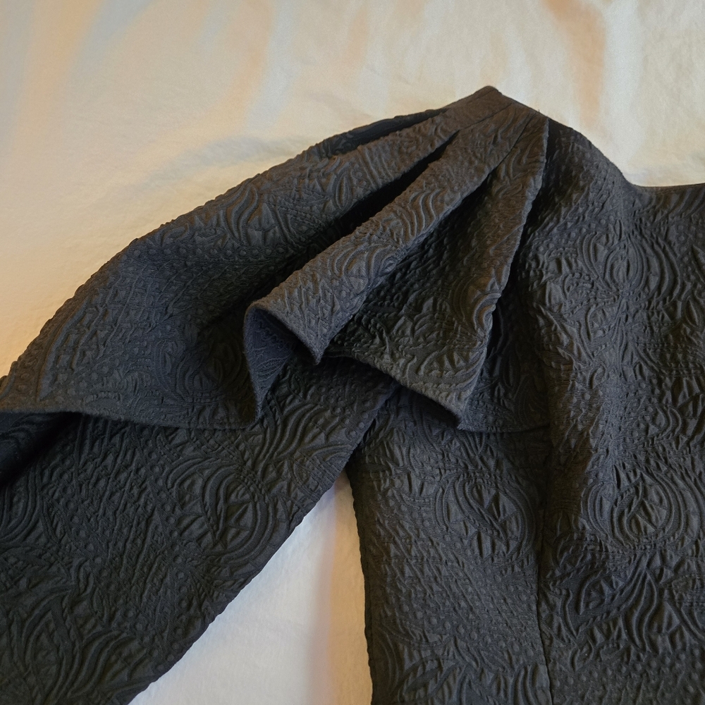BCBG Max Azria sz 2 Draped Shoulder Black Dress Jacquard Knit 90s style - Picture 10 of 12